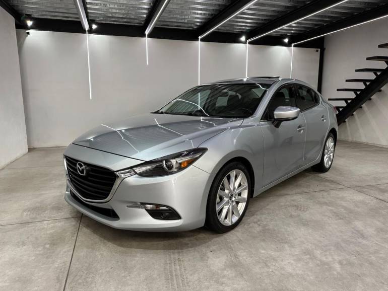 MAZDA 3 2017