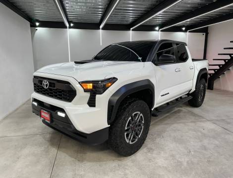 TOYOTA TACOMA 2024 4X4