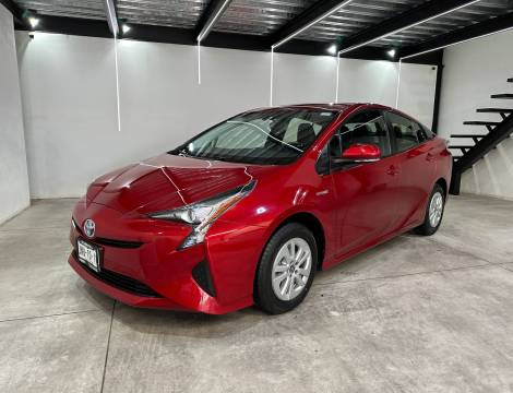 TOYOTA PRIUS 2017