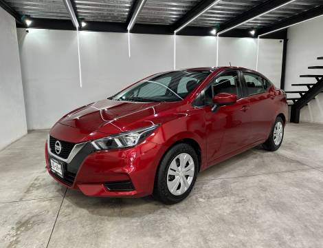 NISSAN VERSA 2020