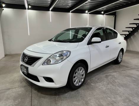 NISSAN VERSA SENSE 2013