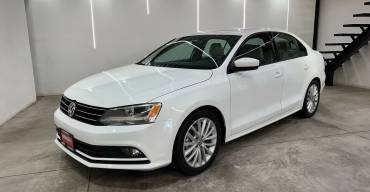 VOLKSWAGEN JETTA MKVI 2015