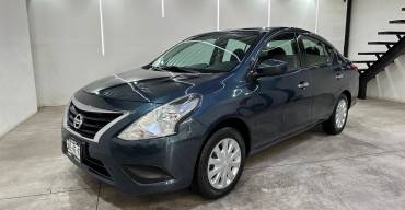 NISSAN VERSA SENSE 2017