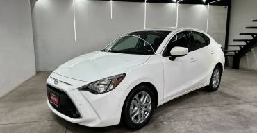 TOYOTA YARIS R XLE 2018